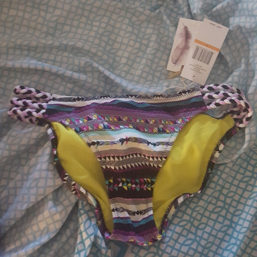 Jessica Simpson bikini bottomsNWT! SIZE S